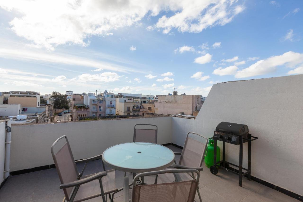 83/3-Lovely 1 Bedroom Penthouse ビルキルカラ エクステリア 写真